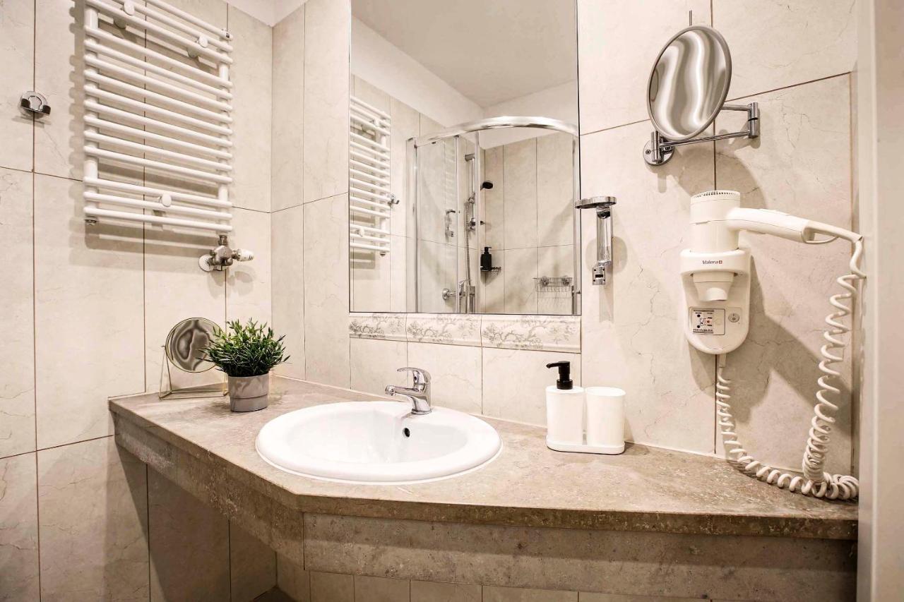 Charming Apartment, Wawel & Old Town Cracovie Extérieur photo